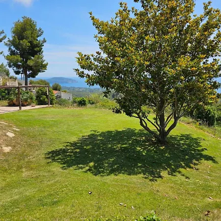 Le Faré 5bedrooms&mezzanine With Swimming Pools, Tennis 15pax