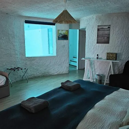 Le Faré 5bedrooms&mezzanine With Swimming Pools, Tennis 15pax *